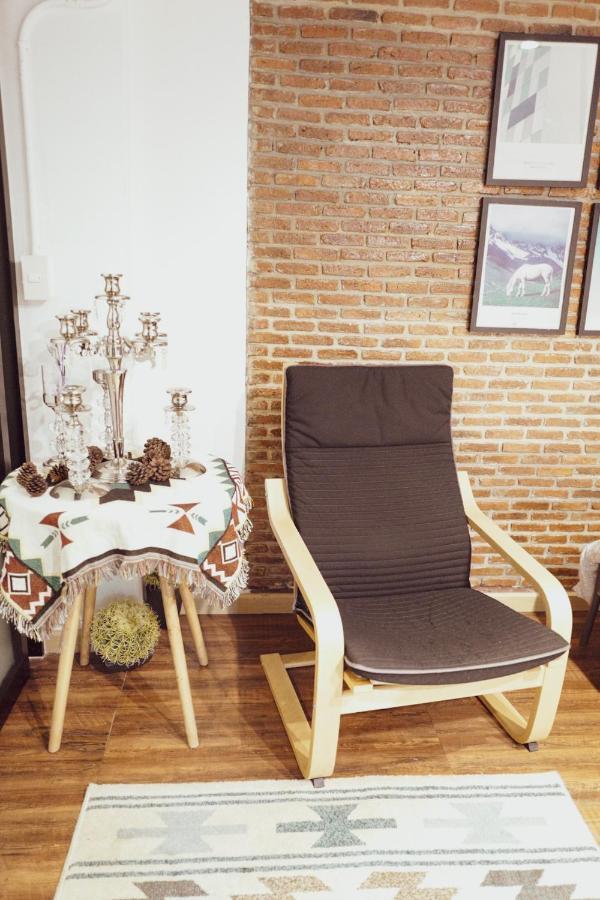 Hotel T-House Bkk 2Floors Near Bts With Swimming Pool And Free Wifi Bangkok Exterior foto